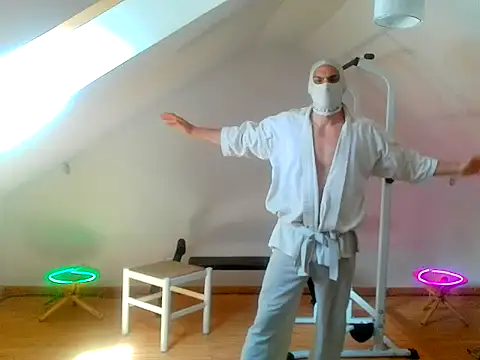 NinjaLaser online show from April 2026 11:47:02 AM