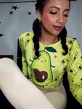 Snapshot of KattyBerryX chatting on June 2026 05:50:02 PM KattyBerryX online show from June 2026 05:50:02 PM
