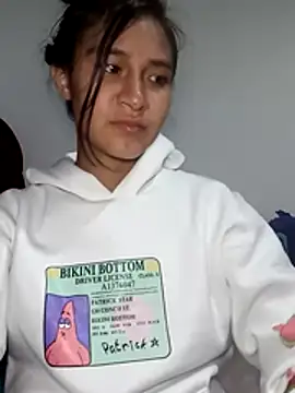 Snapshot of KarolaMendez chatting on July 2026 01:45:02 AM KarolaMendez online show from July 2026 01:45:02 AM