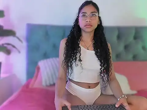 emaffox online show from March 2026 06:07:02 AM