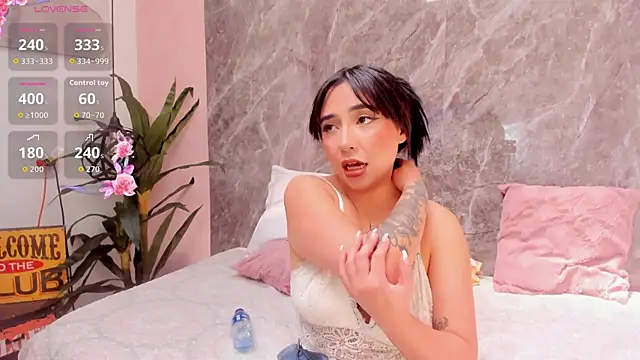 Megan Stein online show from April 2026 06:49:02 PM