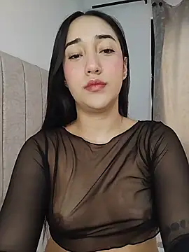 Snapshot of isabellaHill2 chatting on June 2026 02:19:02 PM isabellaHill2 online show from June 2026 02:19:02 PM