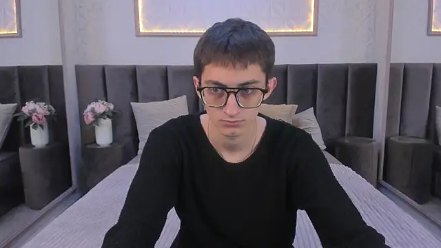RonBevs online show from June 2026 08:11:01 PM