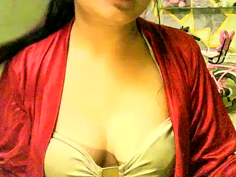 Snapshot of YAMUNA_012 chatting on March 2026 01:14:02 PM YAMUNA 012 online show from March 2026 01:14:02 PM