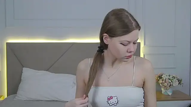 Sophie Rays online show from March 2026 04:16:01 AM