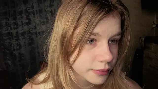 AureliaAngel online show from May 2026 10:05:01 PM