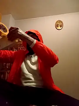 Snapshot of Amadoor21 chatting on March 2026 09:09:02 PM Amadoor21 online show from March 2026 09:09:02 PM