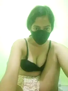 nidhiyadav00 online show from April 2026 07:16:02 PM