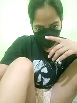 nidhiyadav00 online show from May 2026 09:03:02 AM