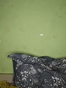 nidhiyadav00 online show from May 2026 06:35:02 PM