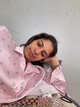 karlatiburcio online show from May 2026 03:09:02 PM
