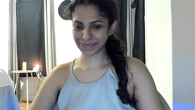 karlatiburcio online show from July 2026 04:15:01 AM