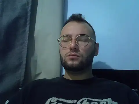 piazaocwb23 online show from April 2026 01:21:01 PM