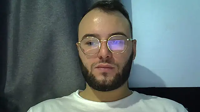 Snapshot of piazaocwb23 chatting on June 2026 04:33:02 PM piazaocwb23 online show from June 2026 04:33:02 PM