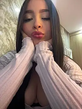 Snapshot of angel_sweet_v chatting on July 2026 04:19:01 AM angel sweet v online show from July 2026 04:19:01 AM