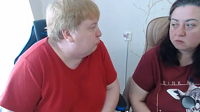 Snapshot of Lindy-Jeanie chatting on June 2026 08:56:02 AM Lindy-Jeanie online show from June 2026 08:56:02 AM