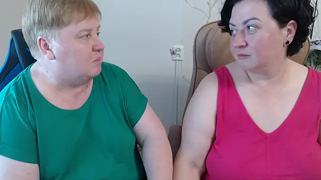 Lindy-Jeanie online show from June 2026 04:42:01 PM