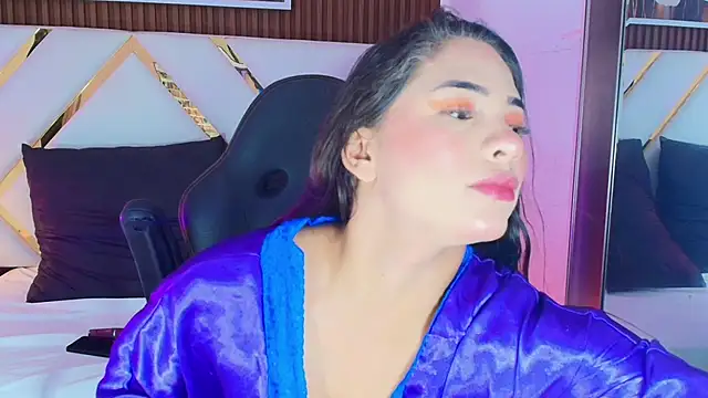 Sluttyysucker  online show from March 2026 11:21:01 AM