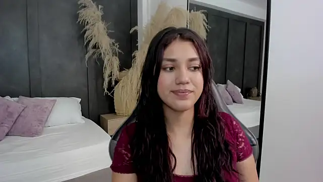 Snapshot of cristin_collins chatting on May 2026 05:10:01 PM cristin collins online show from May 2026 05:10:01 PM