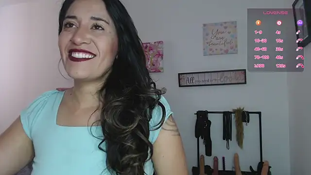 Snapshot of violeta_scott chatting on June 2026 12:15:02 PM violeta scott online show from June 2026 12:15:02 PM