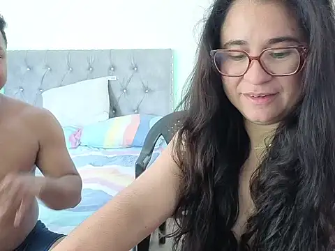 Snapshot of estrellajunior chatting on May 2026 02:03:02 PM estrellajunior online show from May 2026 02:03:02 PM