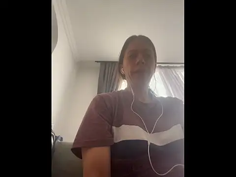 ItsAmara online show from June 2026 05:37:01 PM