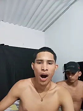 Snapshot of Boys_xxx_ chatting on June 2026 04:35:02 AM Boys xxx online show from June 2026 04:35:02 AM