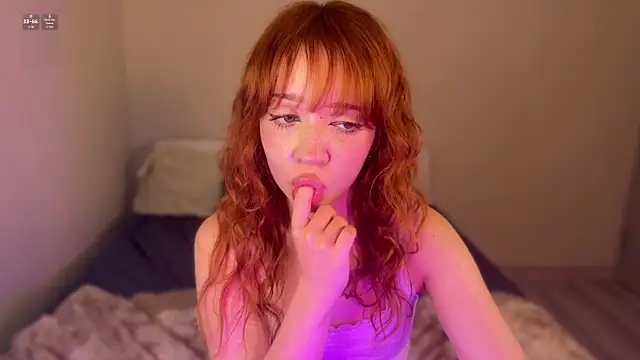JuicySweetBliss online show from June 2026 09:39:02 PM