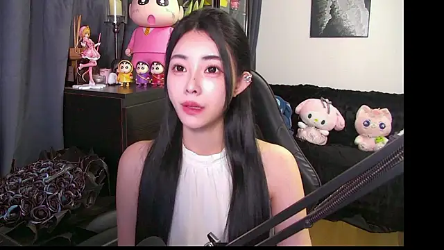 XiaoYuBao- online show from March 2026 08:19:01 AM