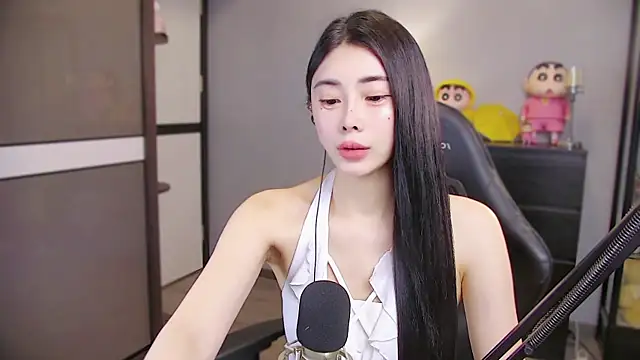 XiaoYuBao- online show from April 2026 05:58:02 PM