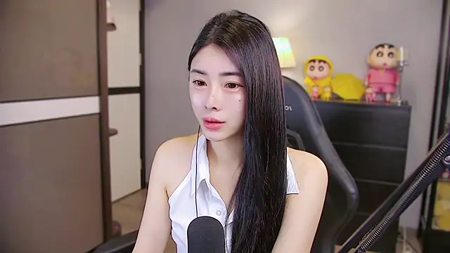 XiaoYuBao- online show from April 2026 04:00:01 PM