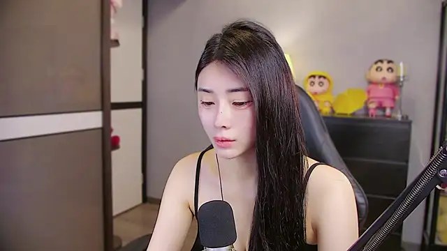 Snapshot of XiaoYuBao- chatting on May 2026 08:18:02 PM XiaoYuBao- online show from May 2026 08:18:02 PM