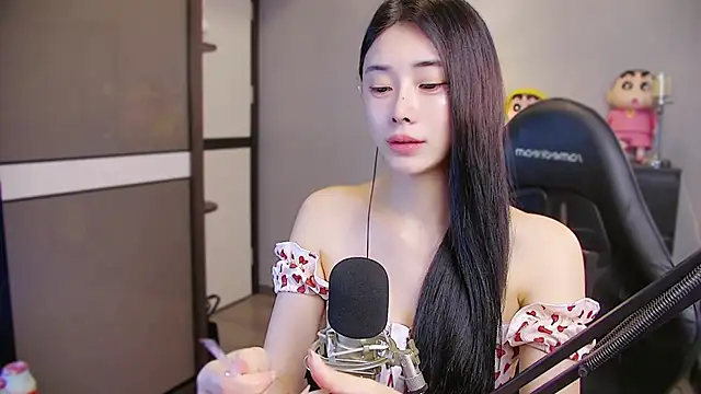 Snapshot of XiaoYuBao- chatting on June 2026 02:53:01 AM XiaoYuBao- online show from June 2026 02:53:01 AM