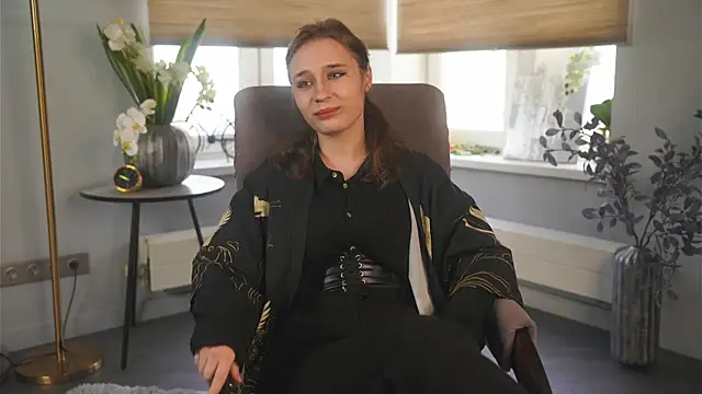 Snapshot of HilaryHauss chatting on March 2026 12:08:01 PM HilaryHauss online show from March 2026 12:08:01 PM