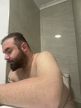 bigmillz32 online show from March 2026 12:37:02 AM