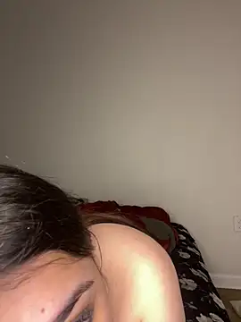 treasurebabii online show from May 2026 06:09:01 PM