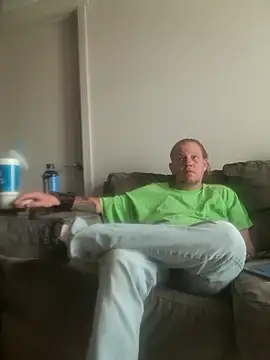 yourMasterisBored online show from April 2026 01:52:02 PM