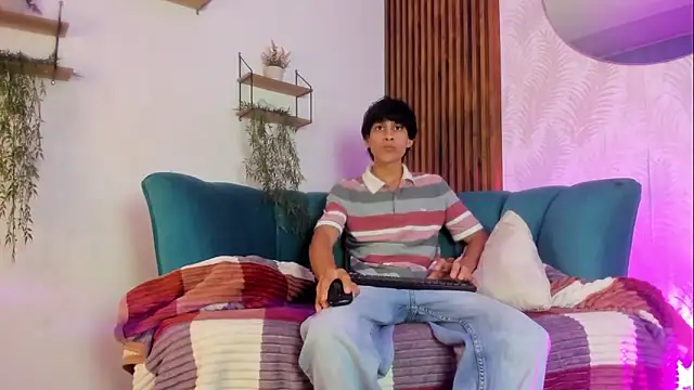 Cheys Mast online show from March 2026 06:42:02 PM