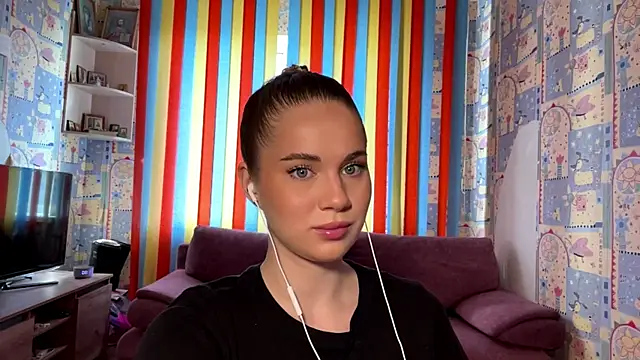 Miss Blessnyth online show from June 2026 04:15:02 AM
