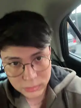 Dylan Finn online show from April 2026 09:39:01 PM