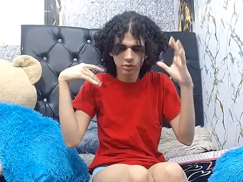 Snapshot of isa_x18 chatting on June 2026 11:21:02 AM isa x18 online show from June 2026 11:21:02 AM