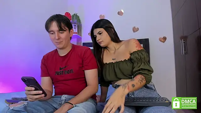 Snapshot of Mariana_and_Ronny chatting on July 2026 09:52:01 PM Mariana and Ronny online show from July 2026 09:52:01 PM