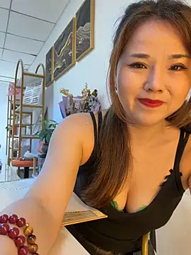 Xiaoxiao-y online show from April 2026 07:11:01 AM