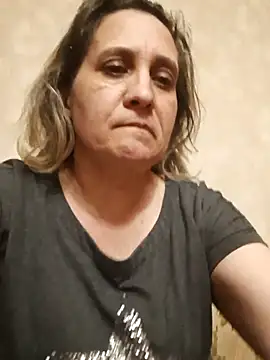 KatieLove133 online show from March 2026 04:43:01 PM