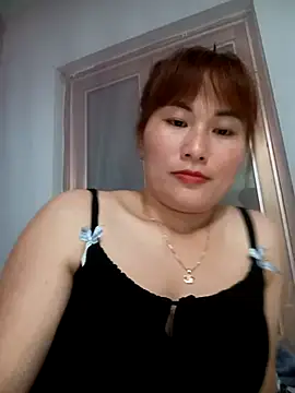 Lucxy-ki6 online show from May 2026 01:05:02 PM
