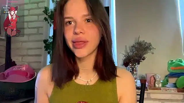 SarahHunnye online show from May 2026 01:32:02 AM