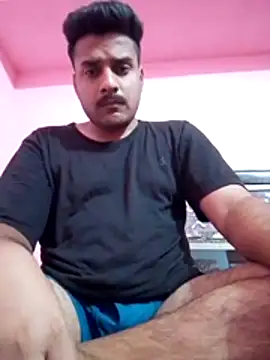 Decentlover67 online show from May 2026 03:33:02 PM