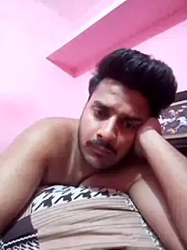 Snapshot of Decentlover67 chatting on July 2026 04:24:01 PM Decentlover67 online show from July 2026 04:24:01 PM