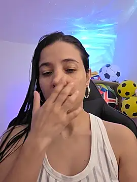 Snapshot of miaeyex chatting on July 2026 01:48:01 PM miaeyex online show from July 2026 01:48:01 PM
