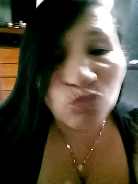Ladygreeneyes online show from April 2026 01:43:01 AM